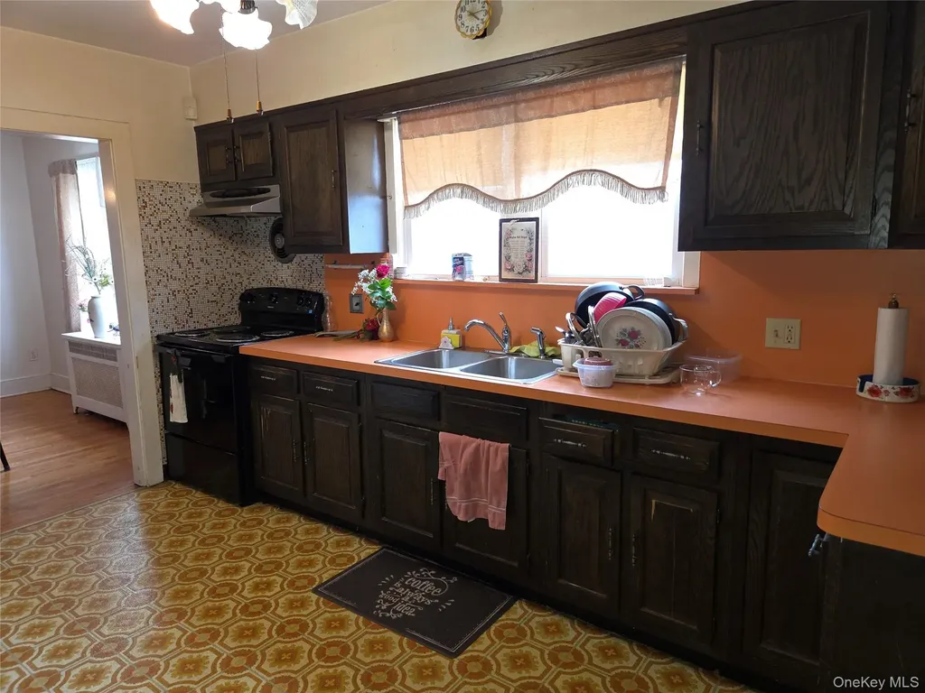 208 S Grand Avenue Poughkeepsie NY 12603