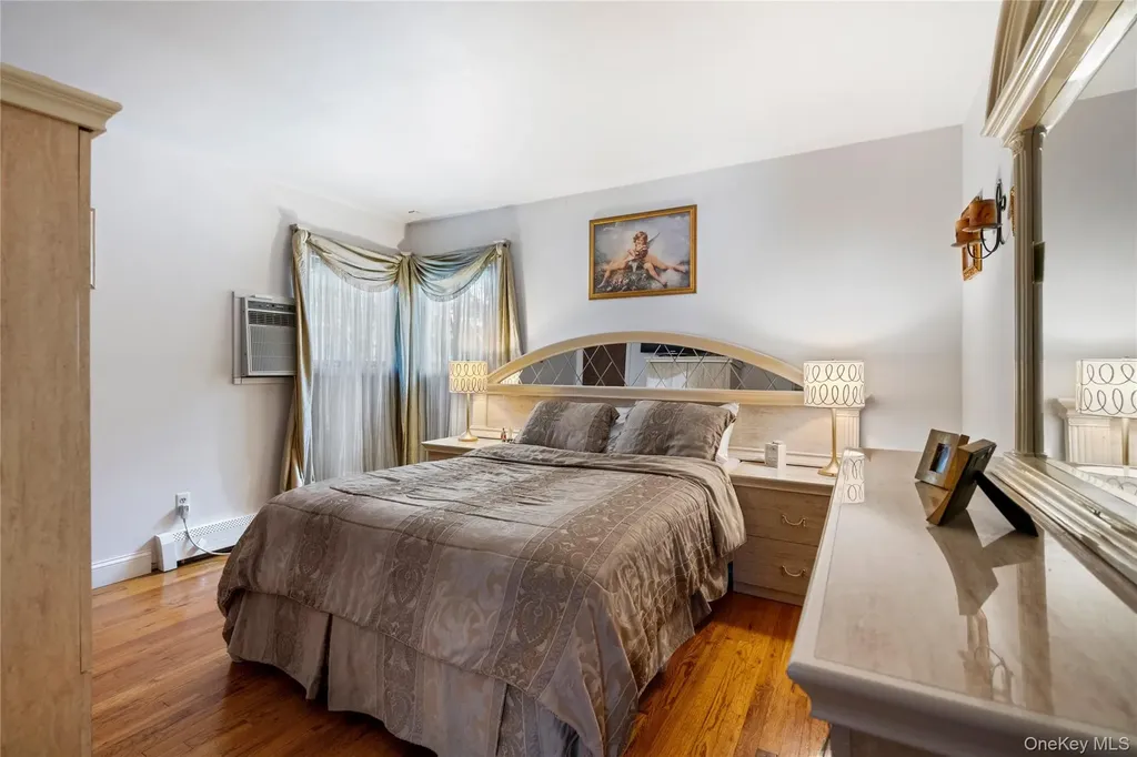 25 State Place Huntington NY 11743