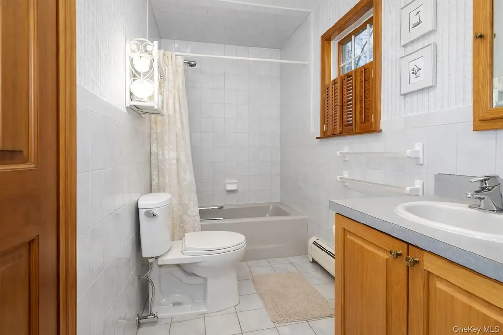 3 Danielle Court Montebello NY 10901