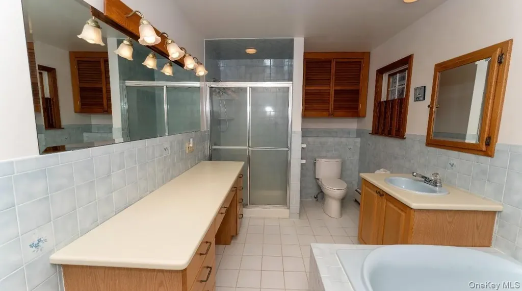 3 Danielle Court Montebello NY 10901