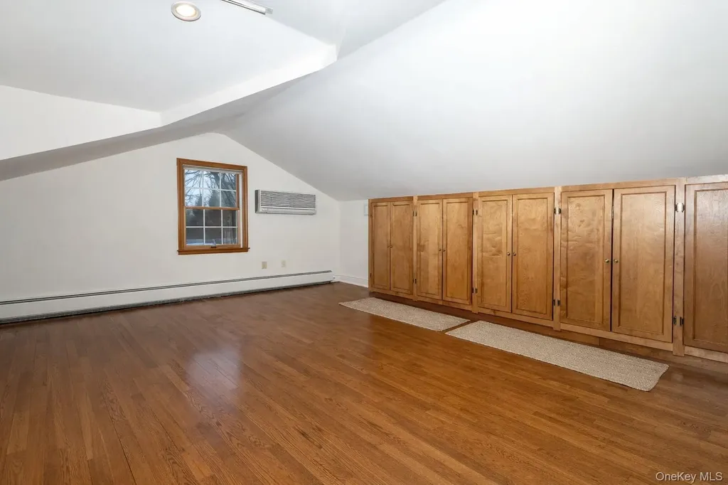 3 Danielle Court Montebello NY 10901