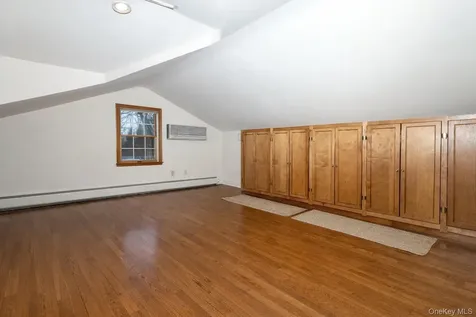 3 Danielle Court Montebello NY 10901