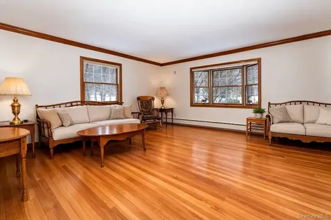 3 Danielle Court Montebello NY 10901