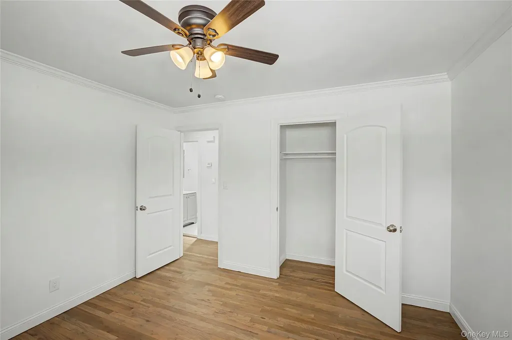 6 Maple Lane Massapequa Park NY 11762