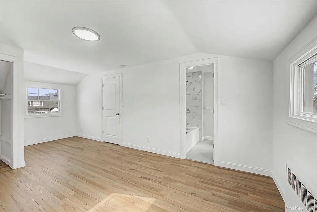 6 Maple Lane Massapequa Park NY 11762