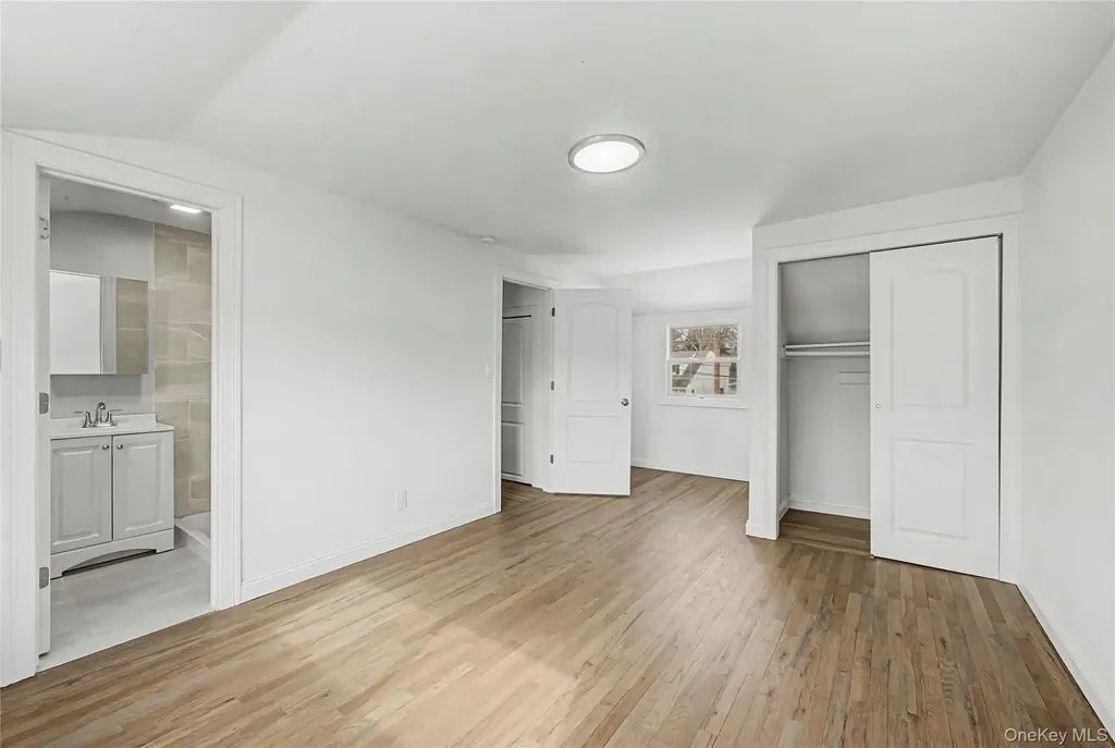 6 Maple Lane Massapequa Park NY 11762