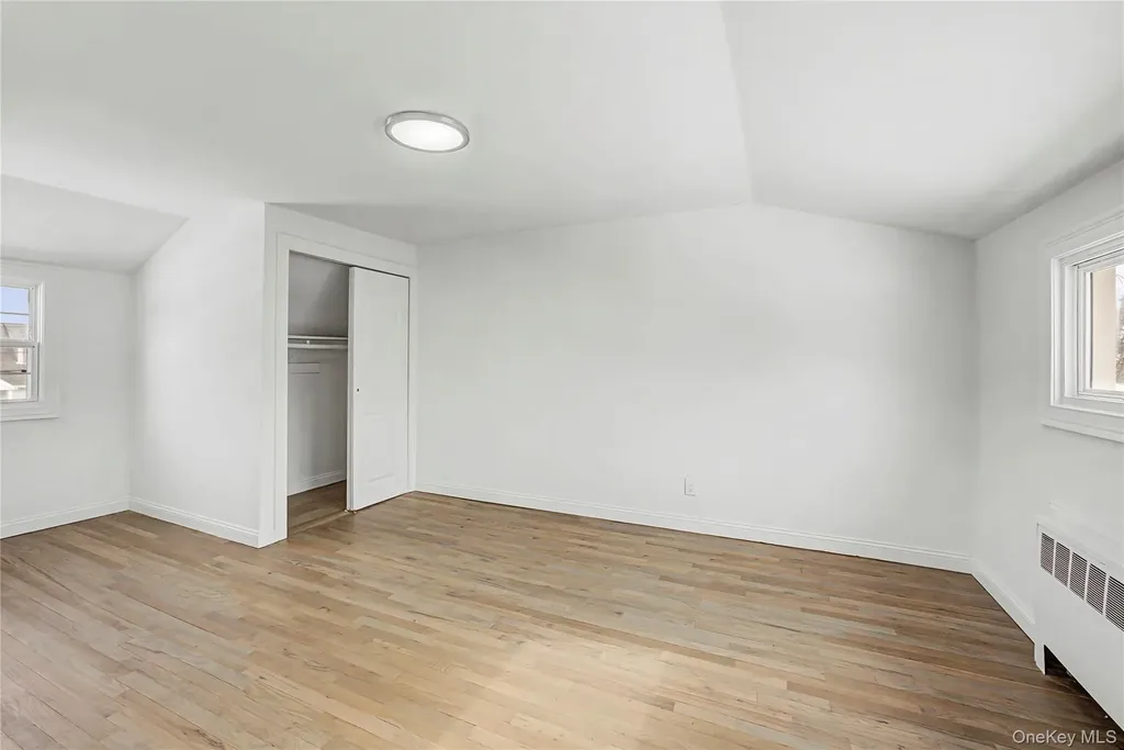 6 Maple Lane Massapequa Park NY 11762