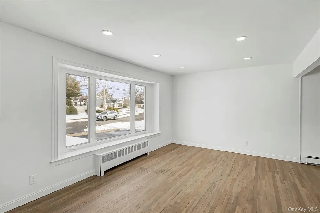 6 Maple Lane Massapequa Park NY 11762