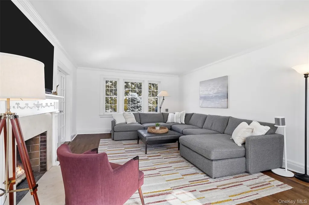 17 Emerson Place Harrison NY 10528