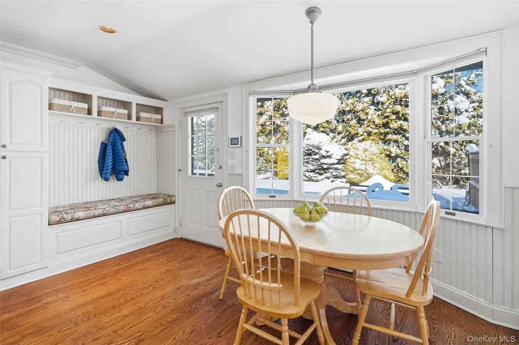 17 Emerson Place Harrison NY 10528