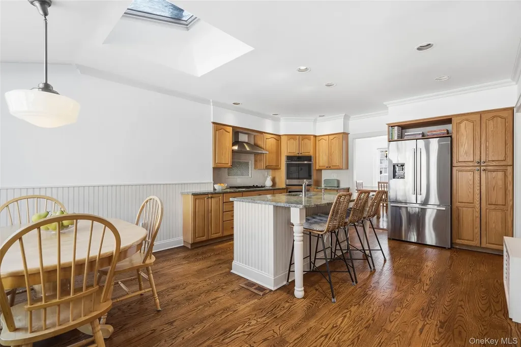 17 Emerson Place Harrison NY 10528