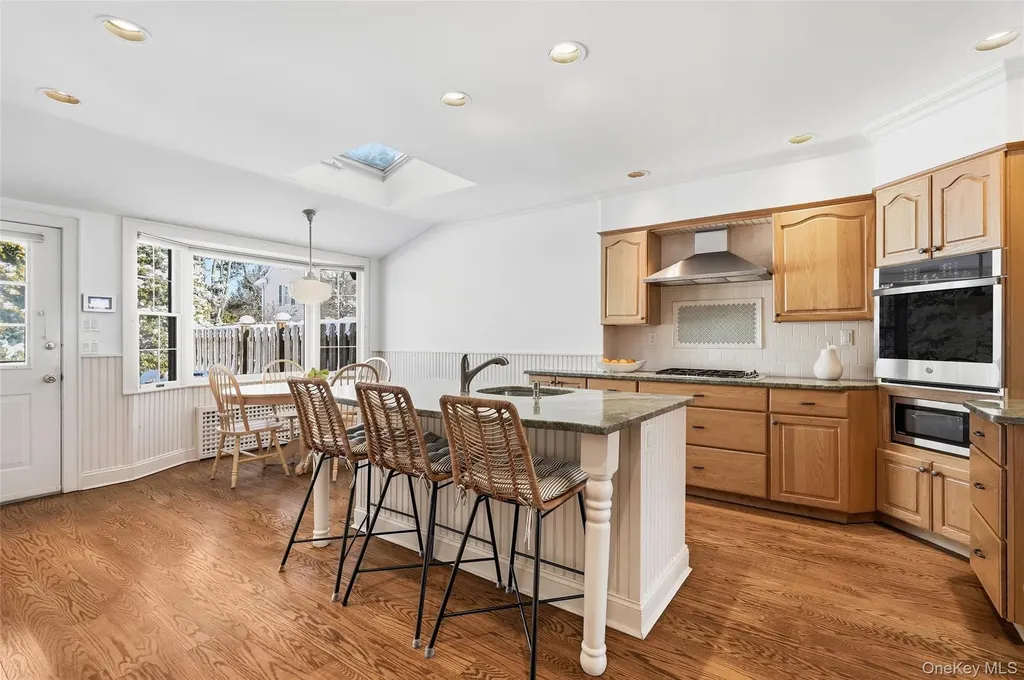 17 Emerson Place Harrison NY 10528