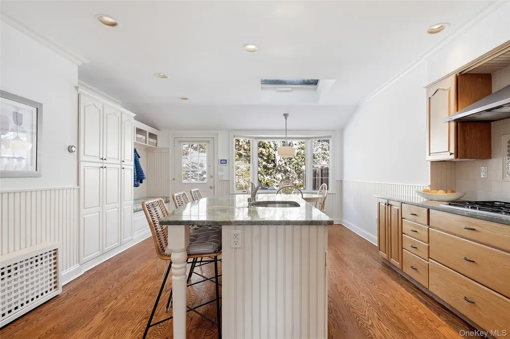 17 Emerson Place Harrison NY 10528