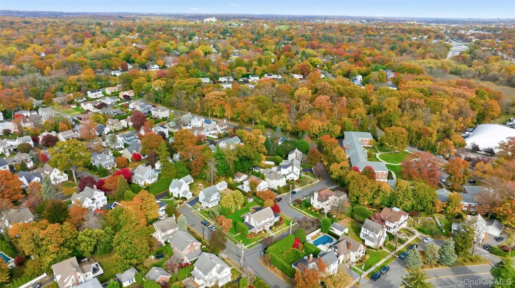 17 Emerson Place Harrison NY 10528