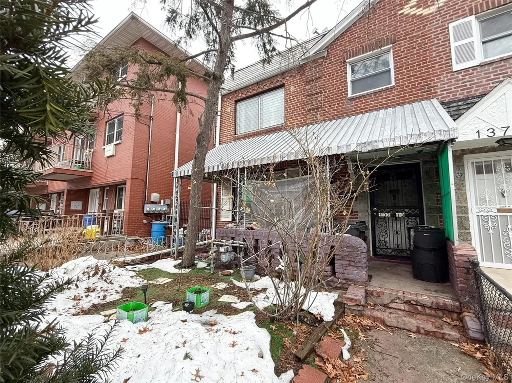 13713 56th Avenue Flushing NY 11355