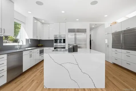 91 Chestnut Hill Lane Briarcliff Manor NY 10510