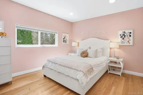 91 Chestnut Hill Lane Briarcliff Manor NY 10510