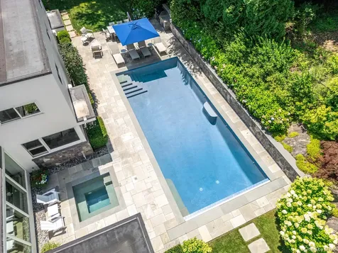 91 Chestnut Hill Lane Briarcliff Manor NY 10510