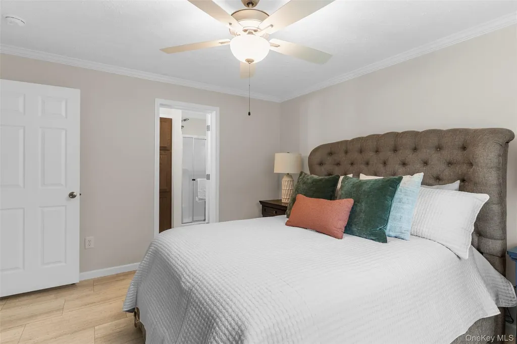 242 Ruby Kingston NY 12401