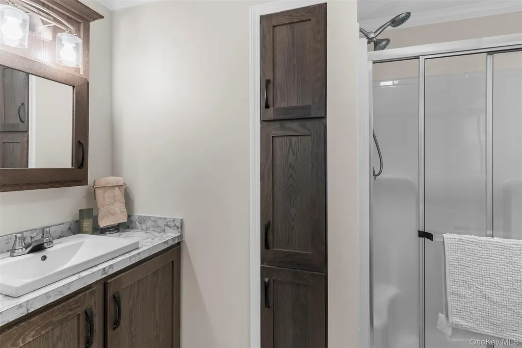 242 Ruby Kingston NY 12401