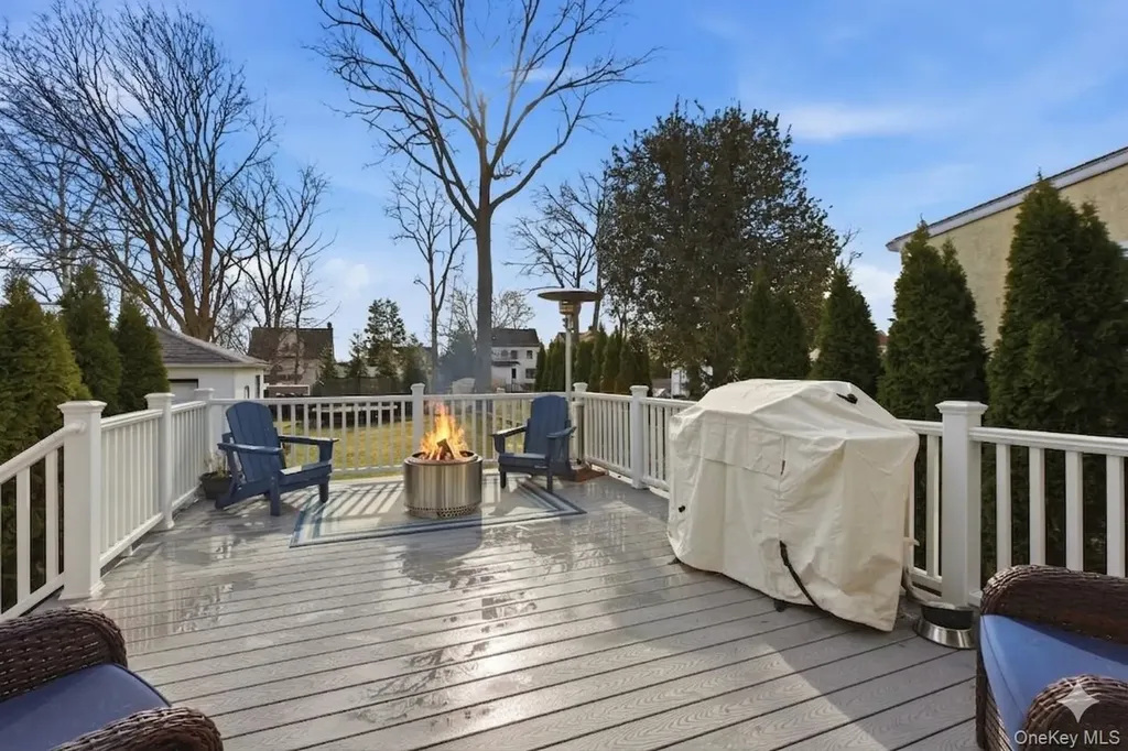23 Alta Drive Bronxville NY 10708