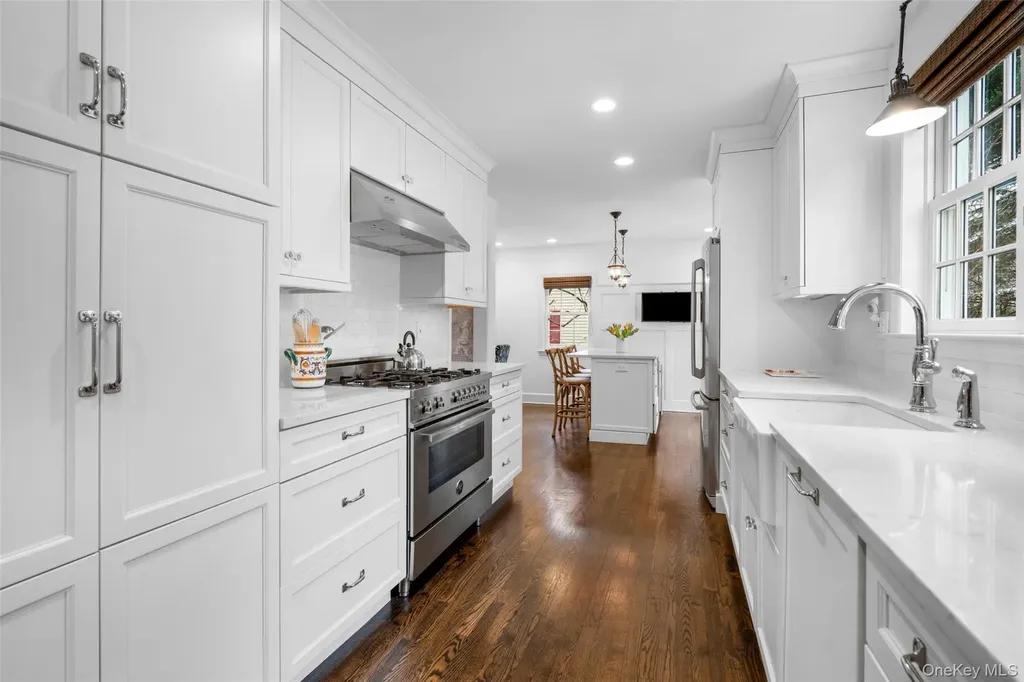 111 Berrian Road New Rochelle NY 10804
