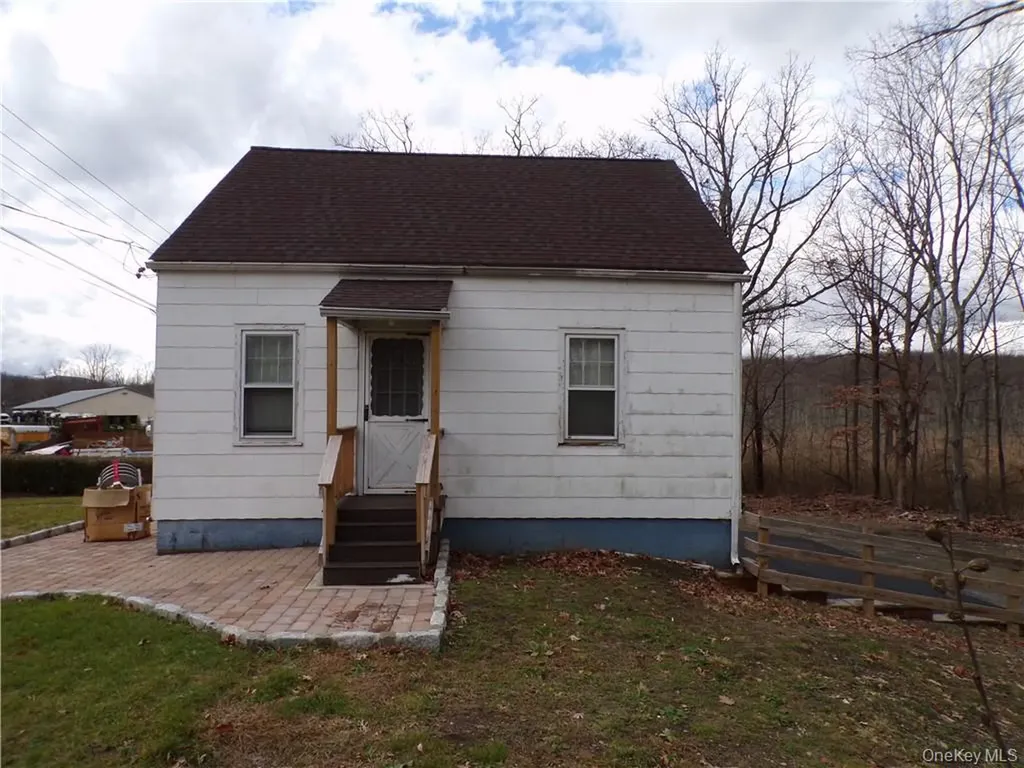 2 Mertes Lane New Windsor NY 12553