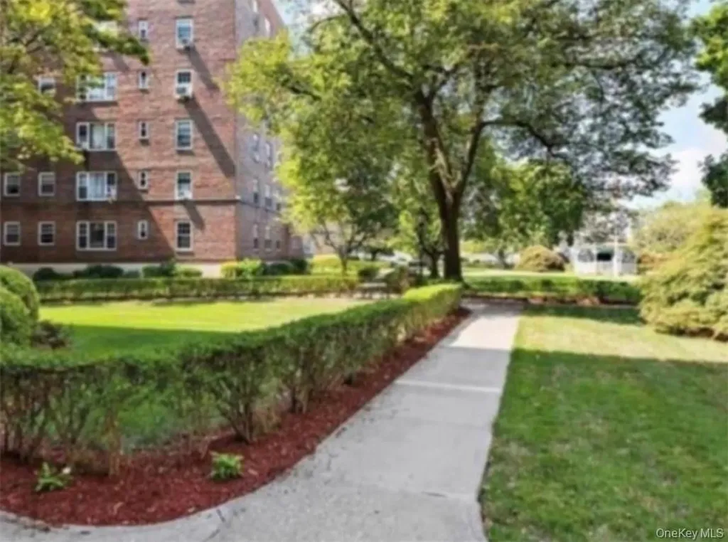 230 Pelham Road New Rochelle NY 10805