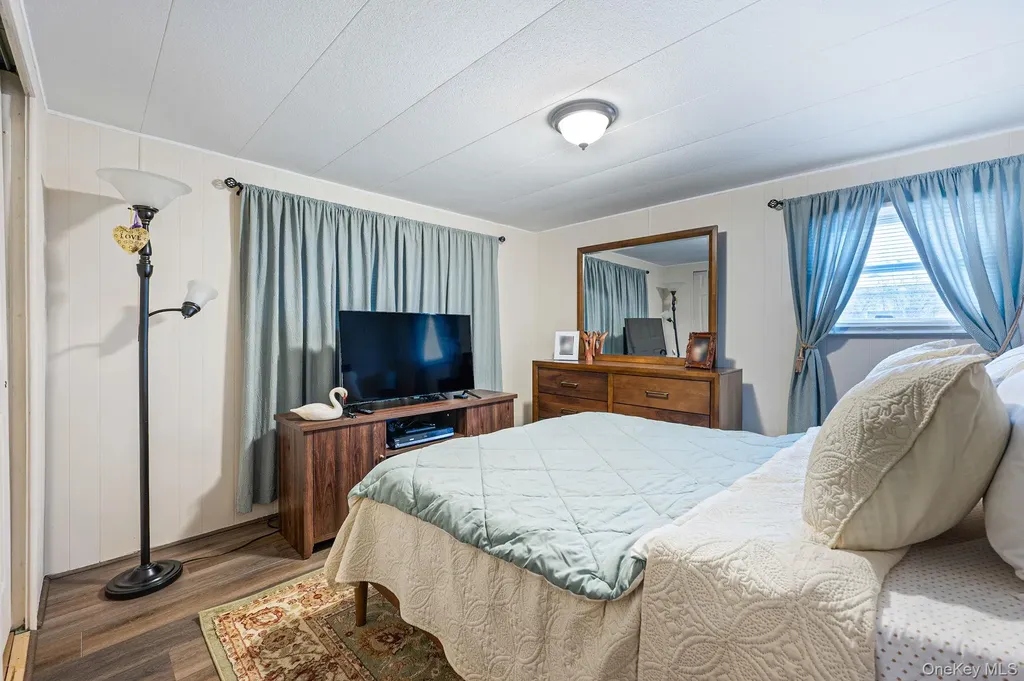 525 Riverleigh Avenue Riverhead NY 11901