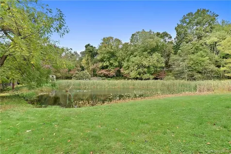160 Long Ridge Road Bedford NY 10506