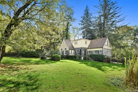 160 Long Ridge Road Bedford NY 10506
