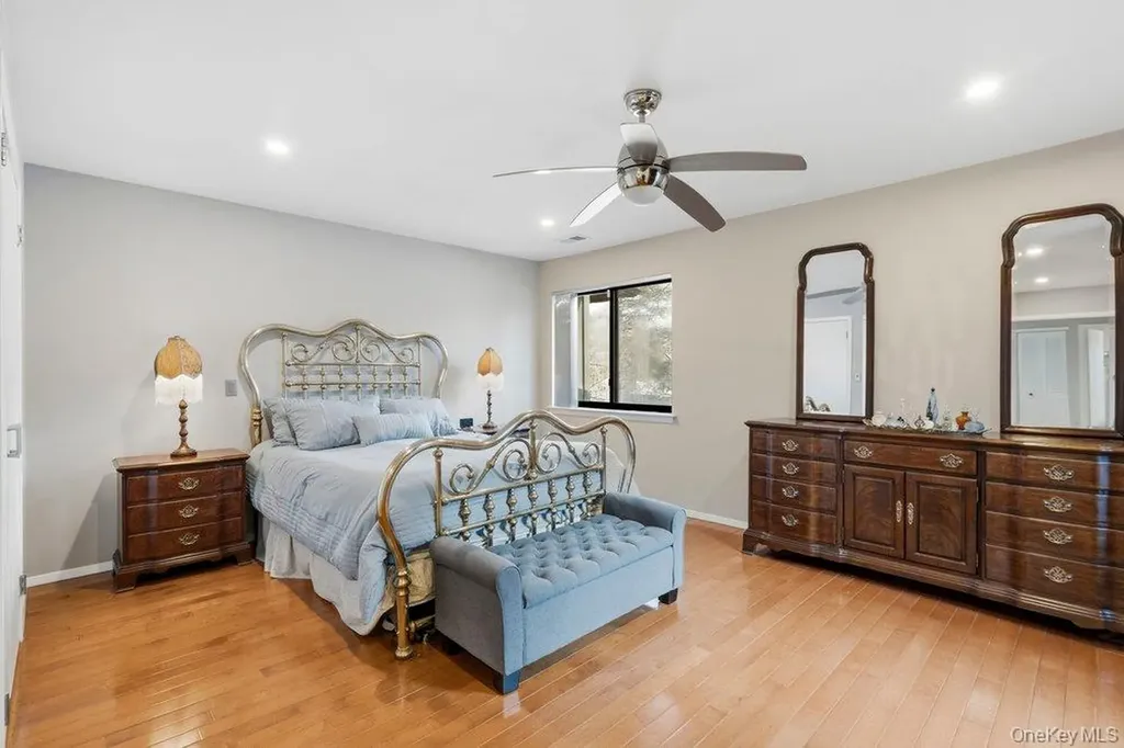 8 Wimbledon Court Jericho NY 11753