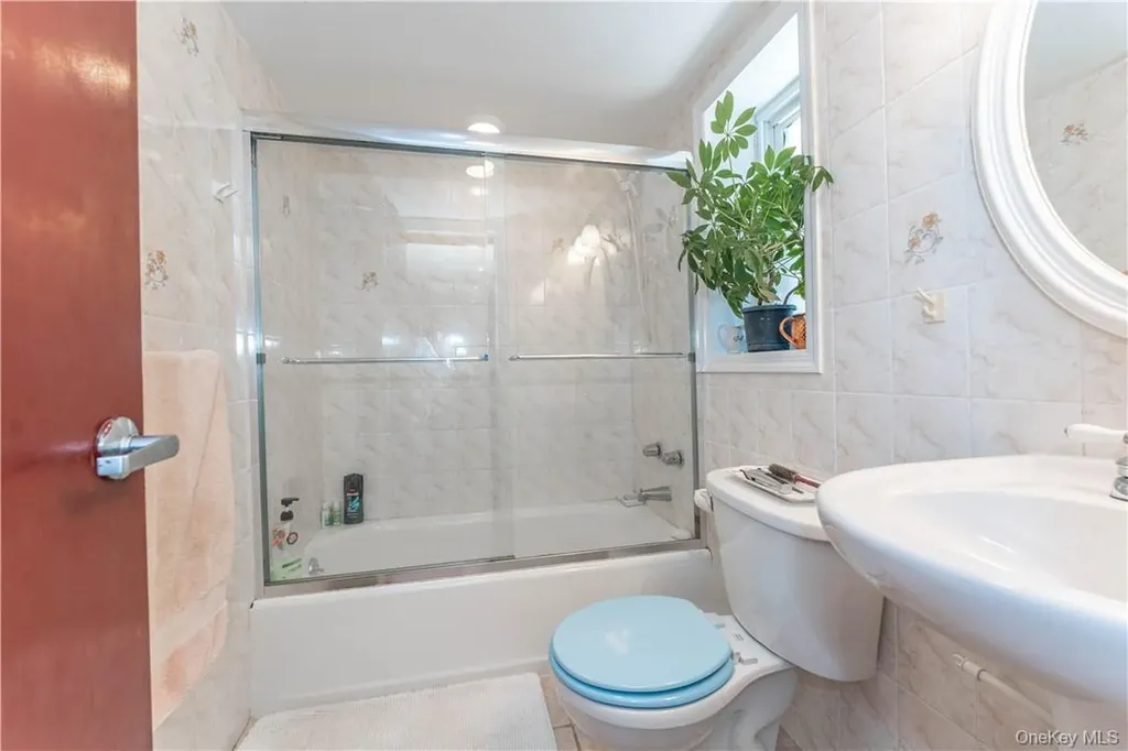 3186 Tierney Place Bronx NY 10465