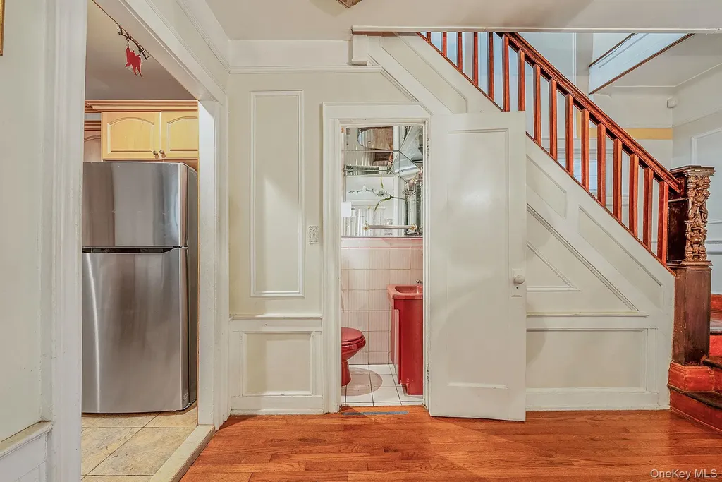 559 E 28th Street Brooklyn NY 11210