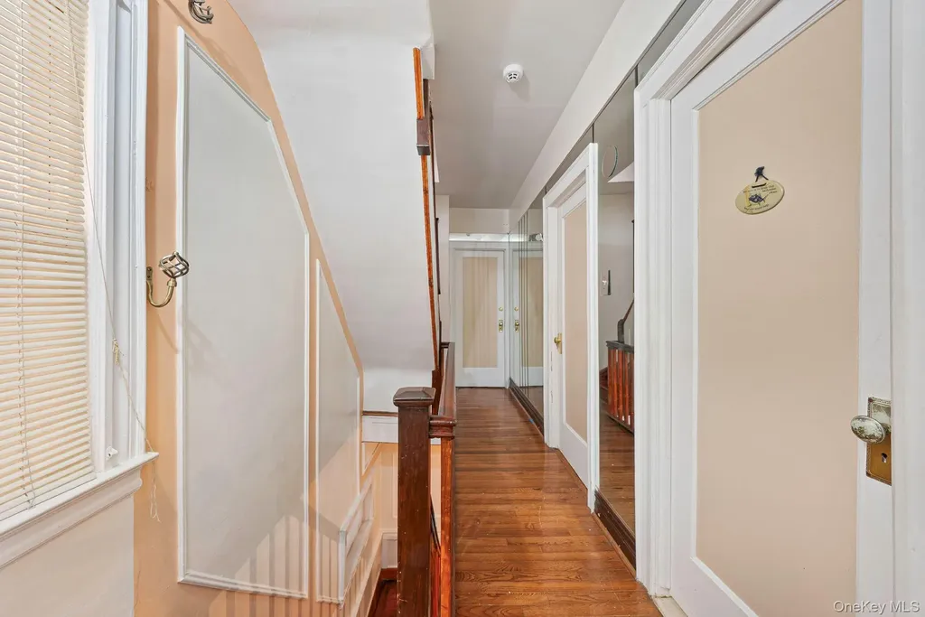 559 E 28th Street Brooklyn NY 11210