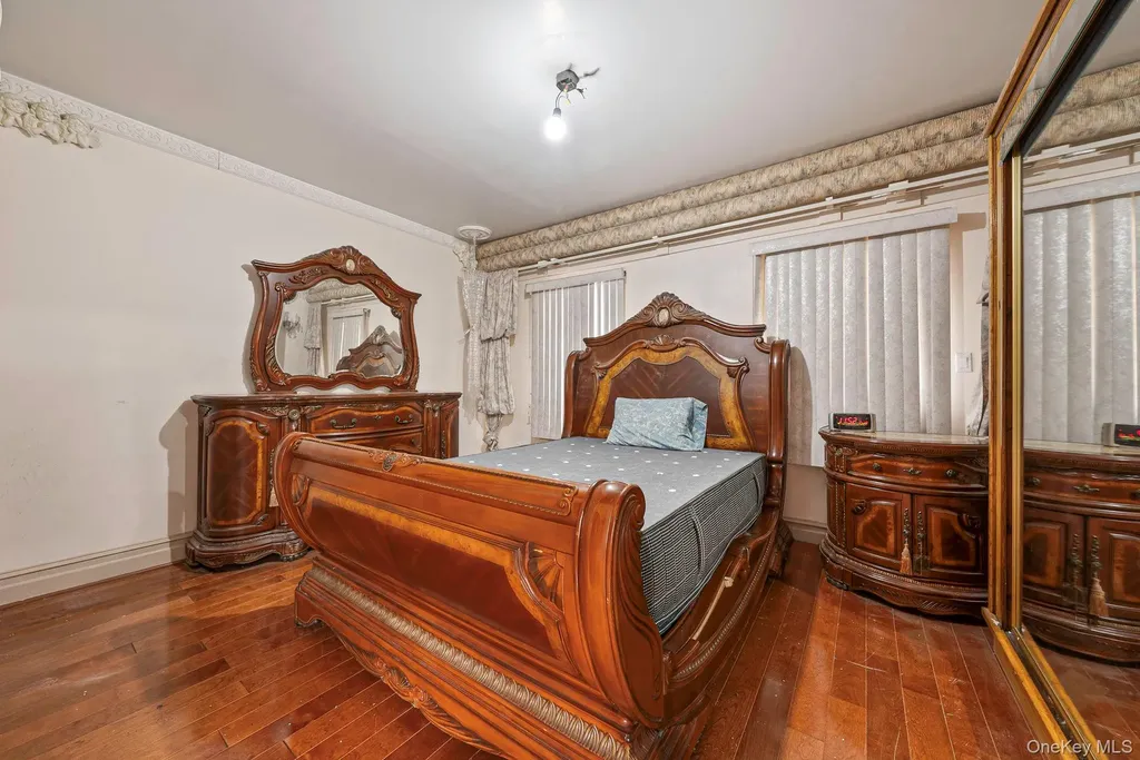 559 E 28th Street Brooklyn NY 11210