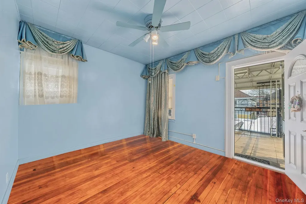 559 E 28th Street Brooklyn NY 11210