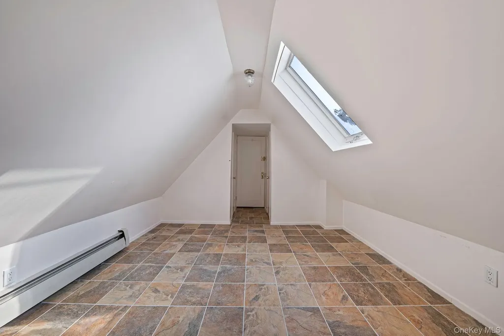 559 E 28th Street Brooklyn NY 11210