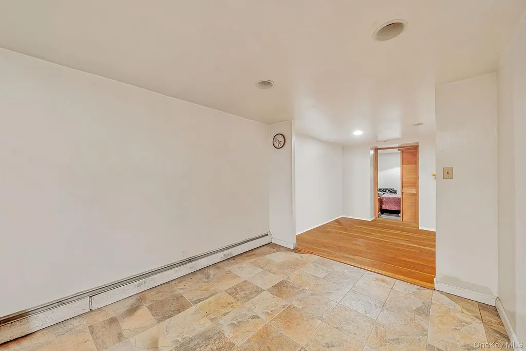 559 E 28th Street Brooklyn NY 11210