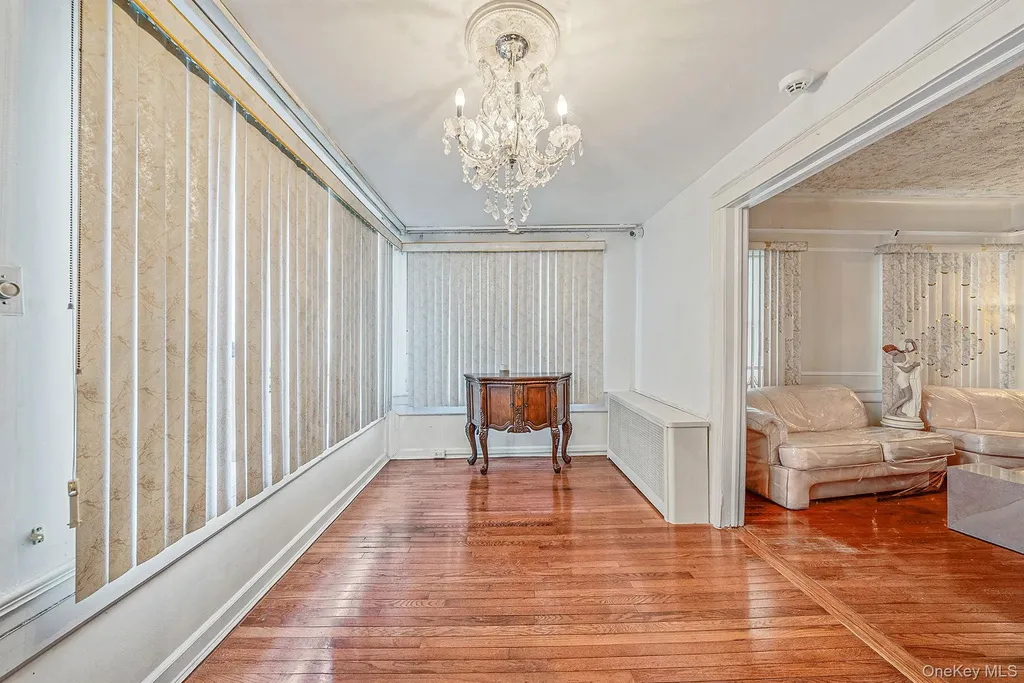 559 E 28th Street Brooklyn NY 11210