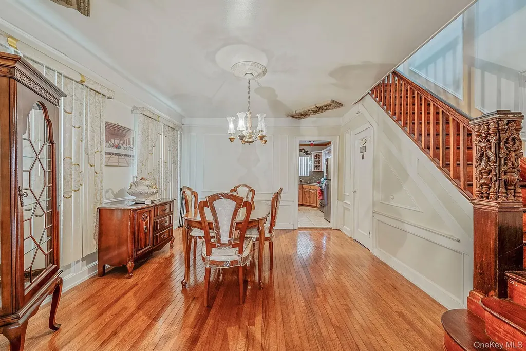 559 E 28th Street Brooklyn NY 11210