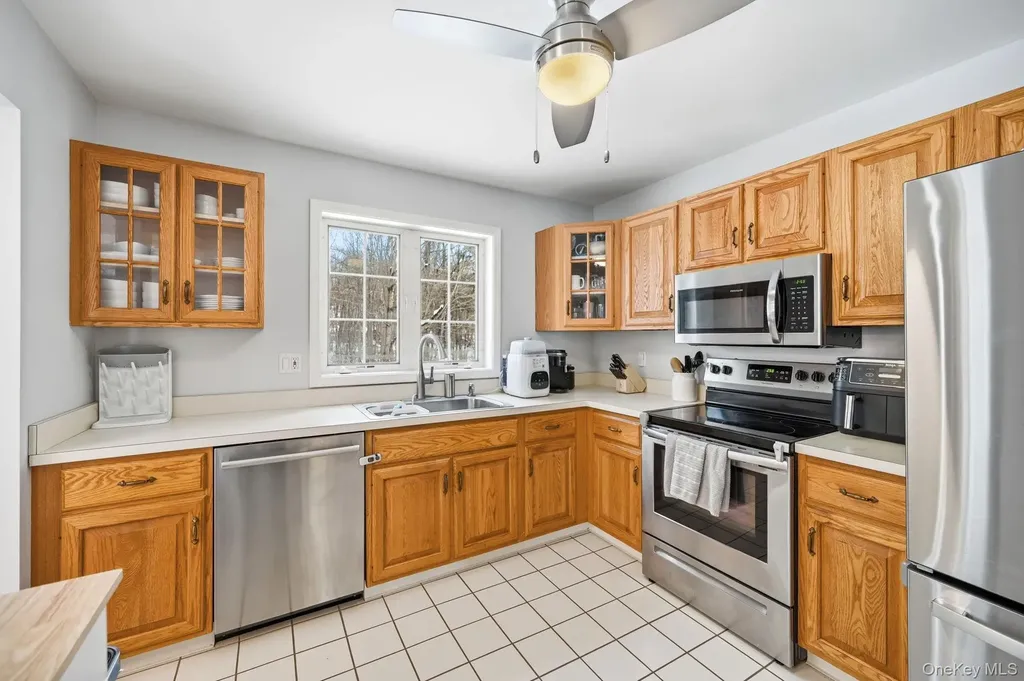 4401 Hickory Hollow Lane Carmel NY 10512