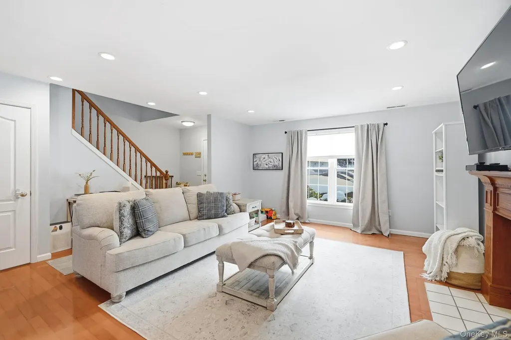 4401 Hickory Hollow Lane Carmel NY 10512