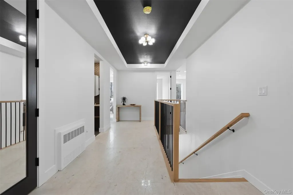 7 Valley Way Spring Valley NY 10977