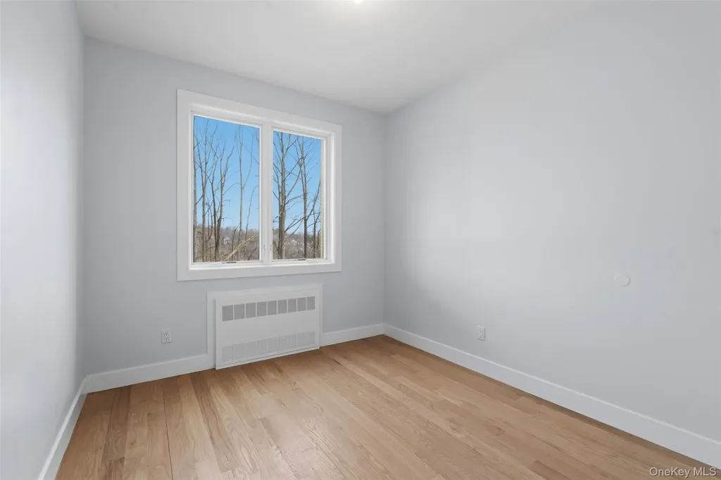 7 Valley Way Spring Valley NY 10977