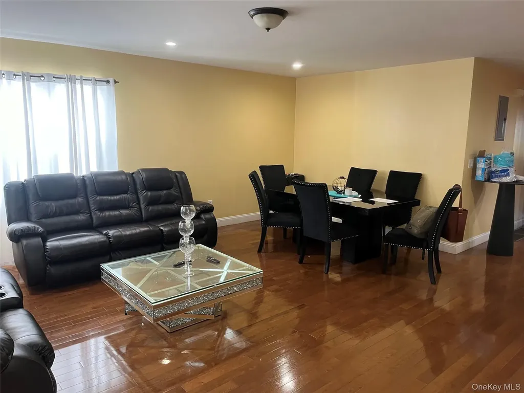 547 S 11th Avenue Mount Vernon NY 10550