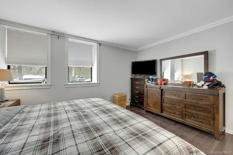 33 Roselle Avenue Pleasantville NY 10570