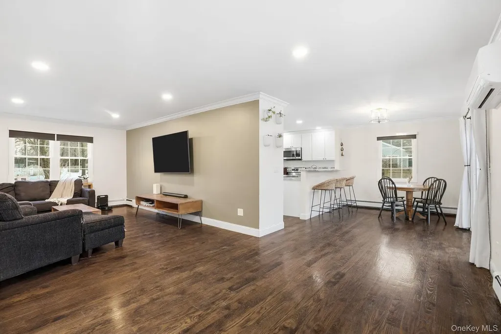 13 Jane Street Poughkeepsie NY 12603