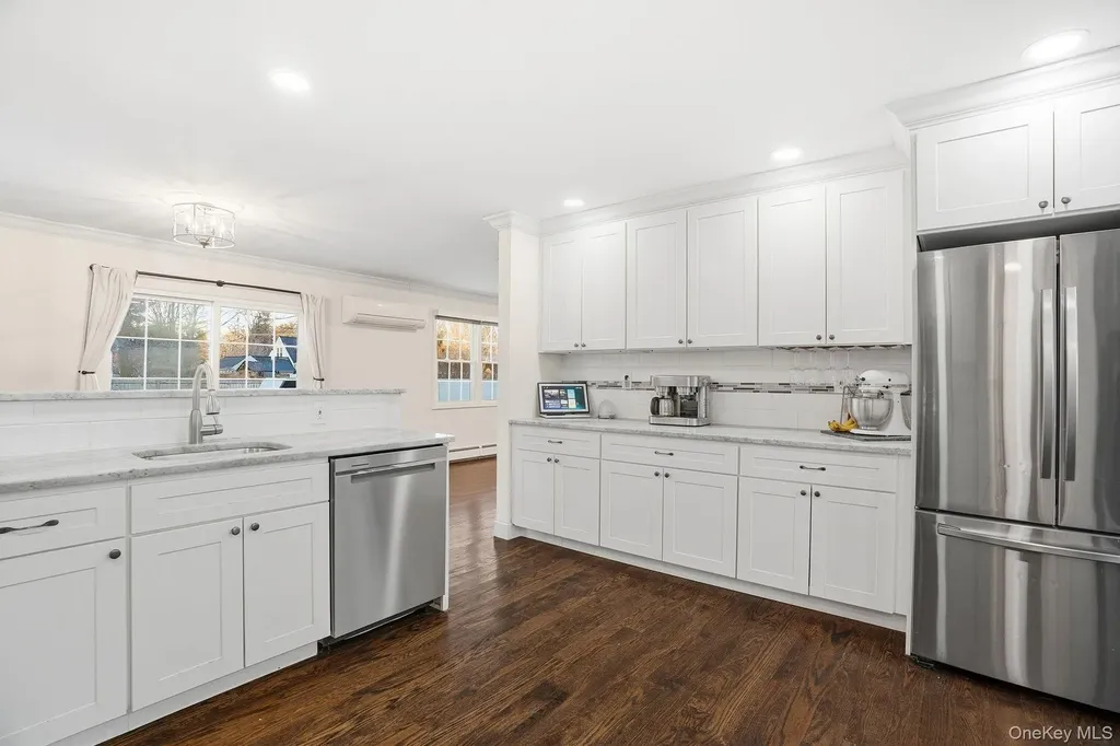 13 Jane Street Poughkeepsie NY 12603