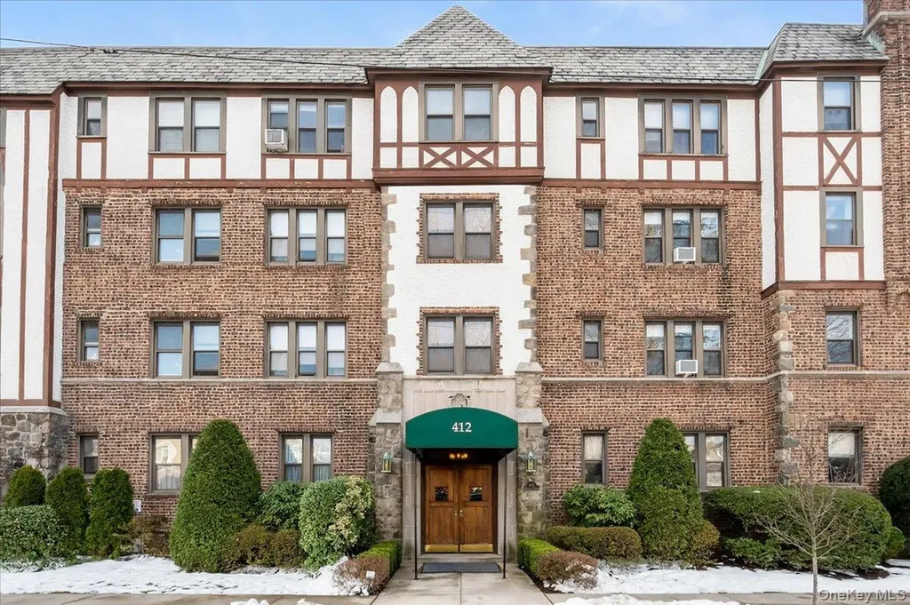 412 Munro Avenue Mamaroneck NY 10543